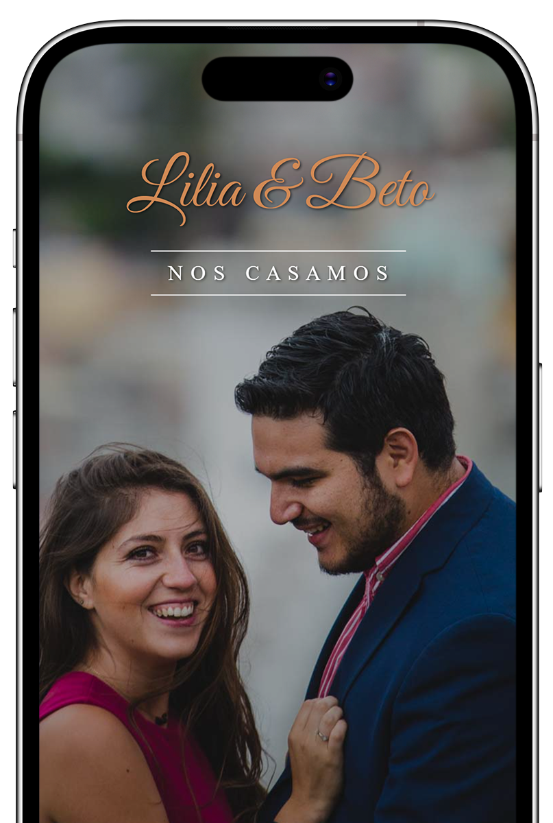 Invitación digital personalizada Mi Webdding mostrada en un celular